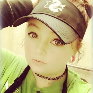 Meet your Posher, Ozzy